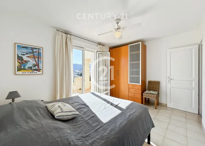 Le Sémaphore - Deux à Ile-rousse