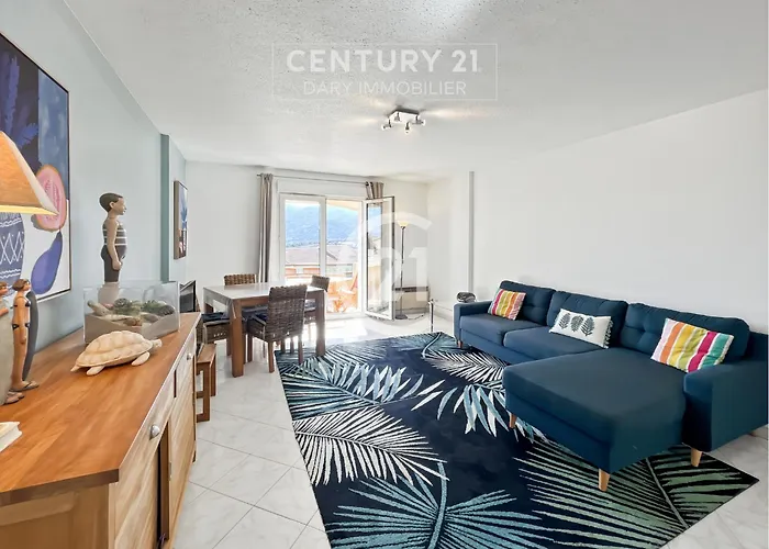 Le Sémaphore - Deux à Ile-rousse * LʼÎle-Rousse